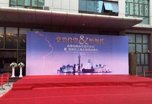 舞臺桁架租賃.jpg 舞臺桁架租賃.jpg